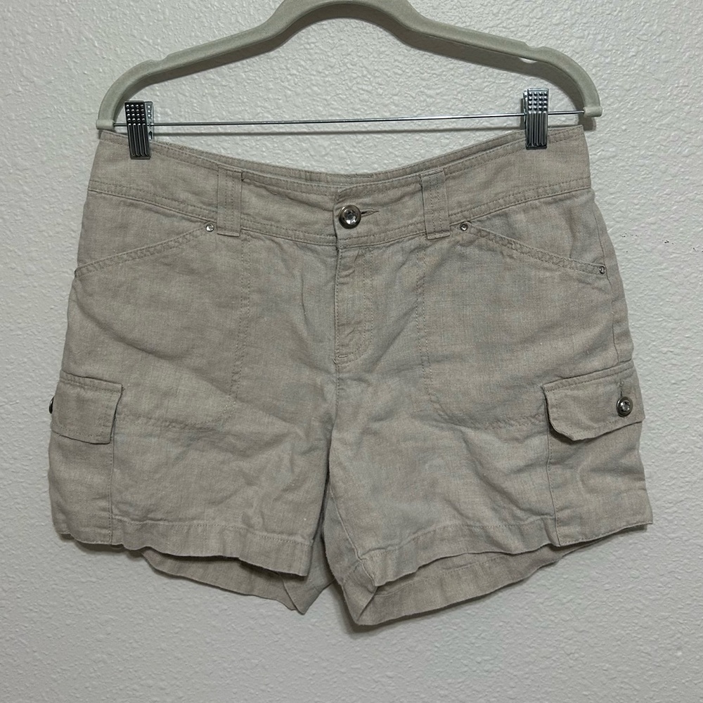 INC Beach 100% Linen Women’s Shorts size 8 Rhinestone Buttons